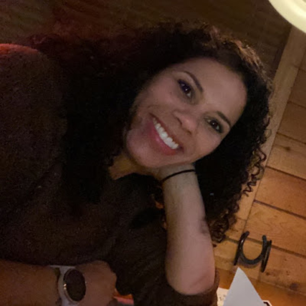 Meet your Posher, Danielle